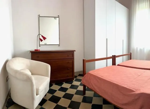 Siena Apartment 2 Parcheggio Privato E Giardino Italy
